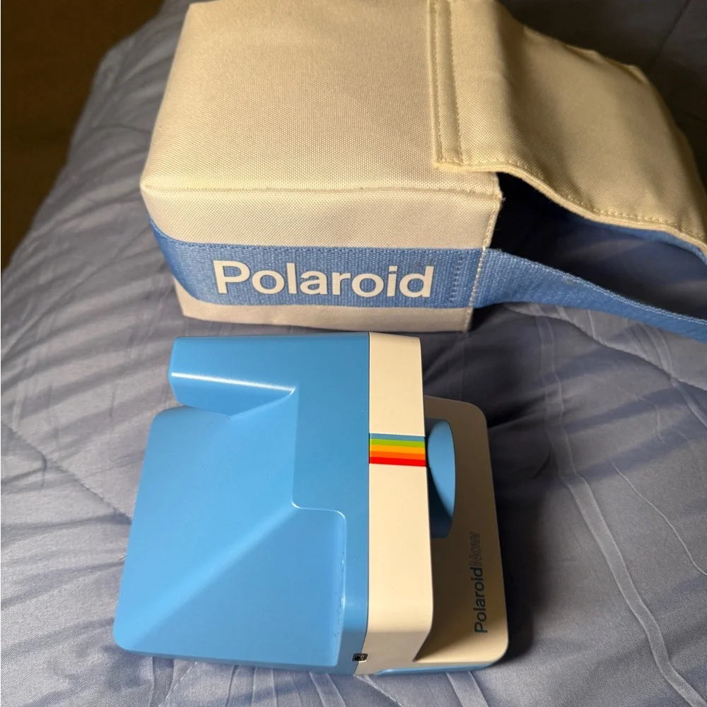 Polaroid Now Instant Camera - Blue and White